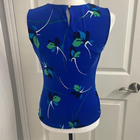 Calvin Klein Blue with Green floral Sleeveless Fitted Blouse Round Neck Size XS - Picture 5 of 7